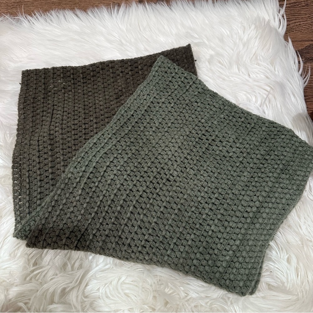 Green Ombre Infinity Scarf - Picture 2 of 3